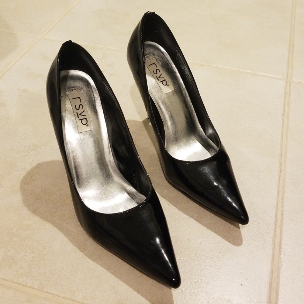 RSVP black patent leather pointy toe pumps